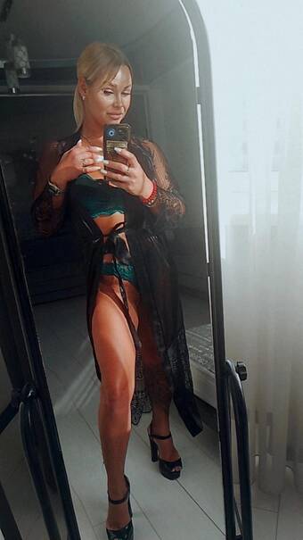 Индивидуалка Стелла +7(981)136-33-84 СПБ