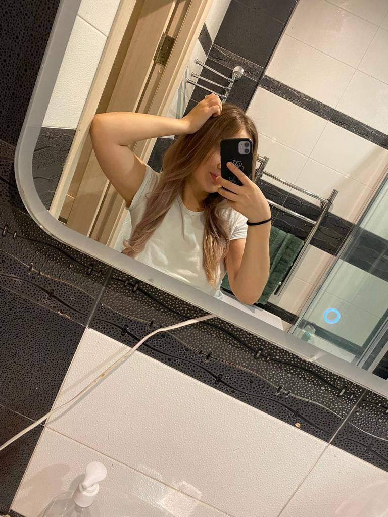 Проститутка Питера Ната с 2 размером груди предлагает интим услуги у метро Парк Победы  +7(981)136-33-84 - фото 3